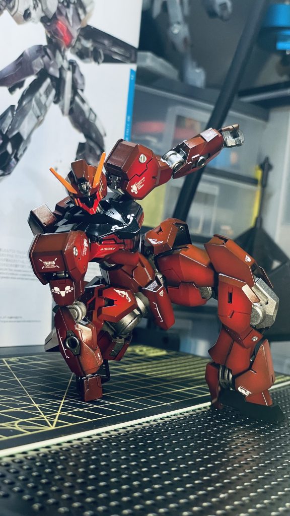 嫁さんにアイ○ンマンみたいと言われポージングさせたら意外とそれっぽく…