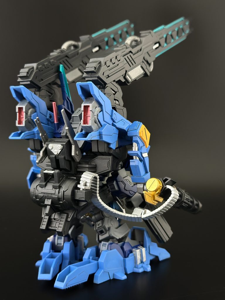 付属シールを使って各所マスキングしました。足りないところはマステ切り出したり筆塗りしたりしています。