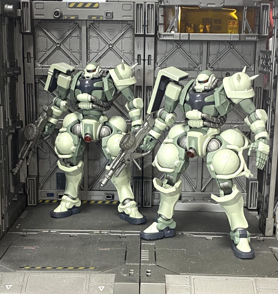 コレも2体作ってたりするんですが…一作目はスパイクアーマーを改修したのみで右肩のシールドは形状が気に入ったので、其の侭使用してたりします。