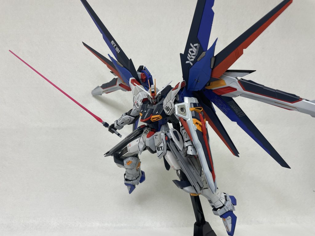 羽展開させると想定外にでかくなり迫力が出ます😊 