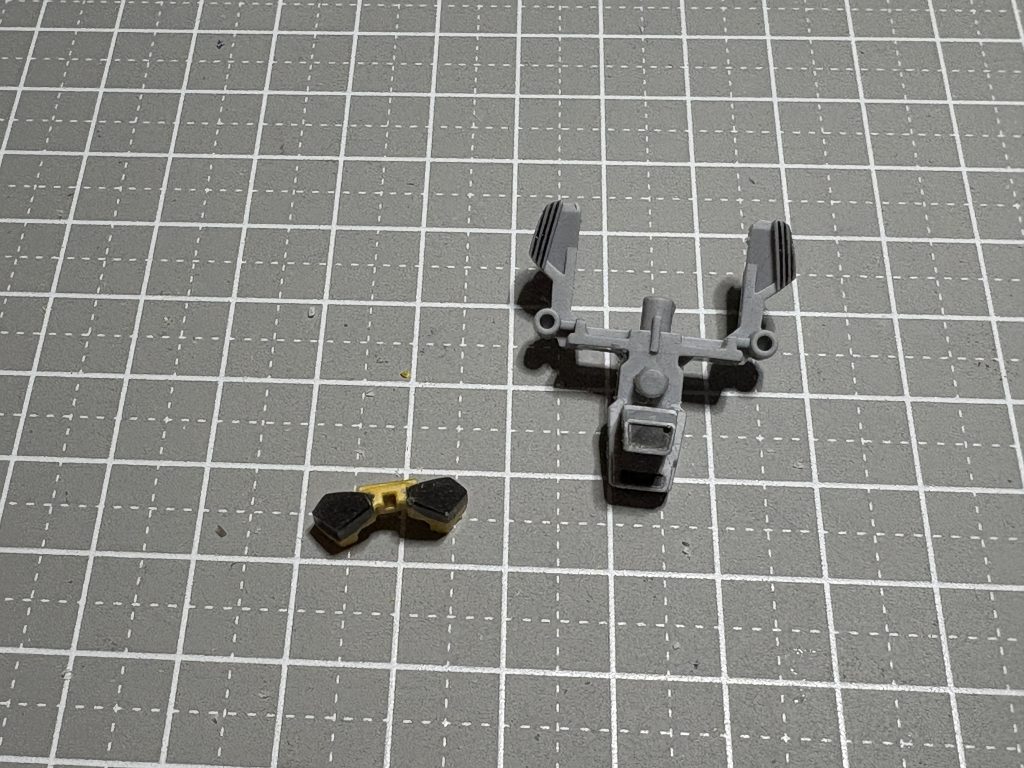 頭部はいつも通りレジンでクリア化してます。