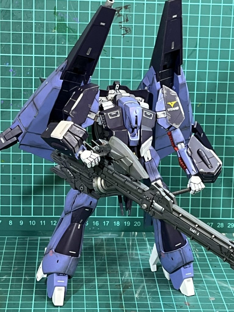 長いものを持たせたくなります。シャオッ病院で検査してたので新しいガンプラをリリースするのが遅くなってしまいました。健康は大事ですね。