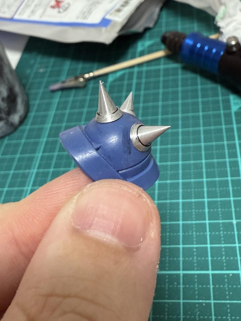 スパイク取り付け鋭過ぎてあぶない