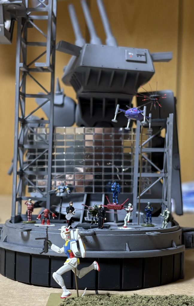 ここにきて立て続けに作ったので、バンドも賑やかになってきましたまるで米米クラブです(zaku-kao8)