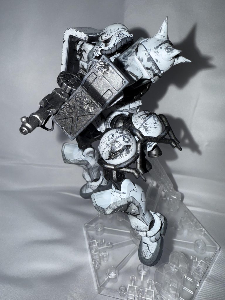 キズだらけにしても映えるのが量産機の良さだと思います。ちょっとやり過ぎた感