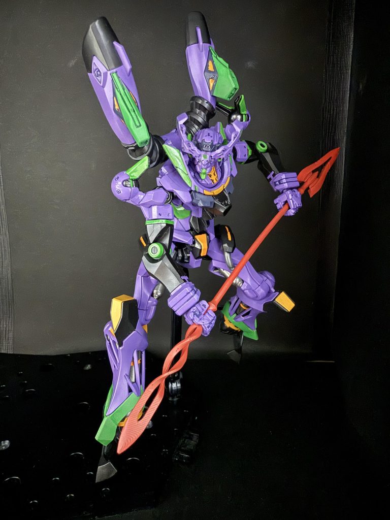 ロンギヌスの槍風の何かとカシウスの槍風の何かを作成。レジン製なので思ったよりもペラい。硬化前に弄って3本くらい折れちゃった。