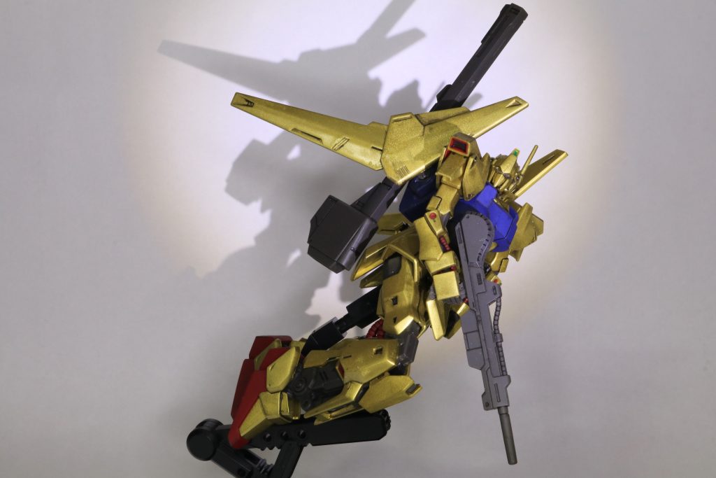 後ハメ加工をミスって稼働しなくなった翼。