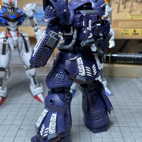 HGUCイフリート・ナハトサロパス&スジボリ等のディテール追加はこの辺で〆　次にモノアイやらマグネットやらメタル等まだまだです😅（4枚目）