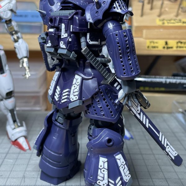 HGUCイフリート・ナハトサロパス&スジボリ等のディテール追加はこの辺で〆　次にモノアイやらマグネットやらメタル等まだまだです😅（5枚目）