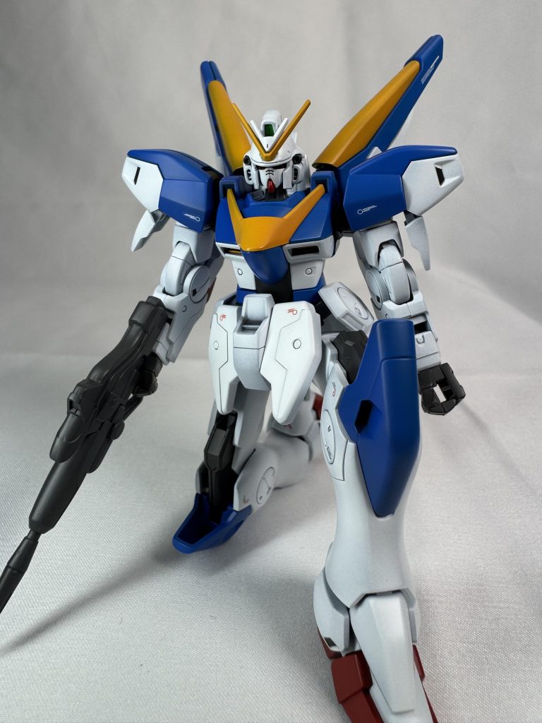 V2ガンダム–4枚目/制作者：mt.kuro