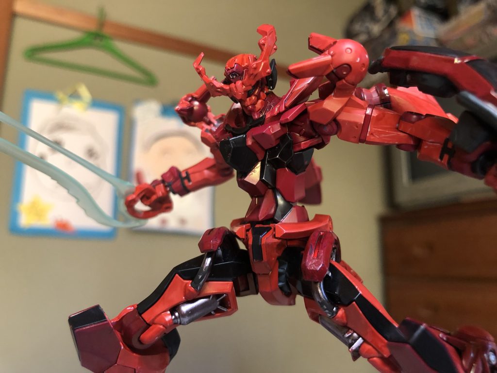 赤いガンダム(クァックス)