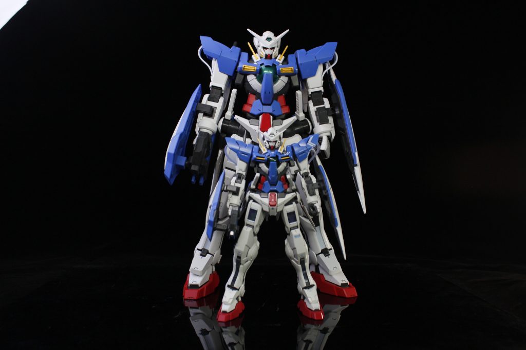 MGと並べると、大きさの違いがよくわかります