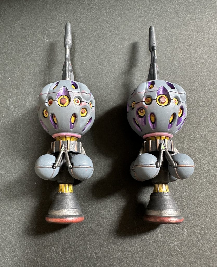 ビットをエルメスのカラーに塗っています。科学博物館とか未来科学館にある宇宙を往くのりものは金色が入っていた記憶があるので、ほんそのあたりを参考にしました。