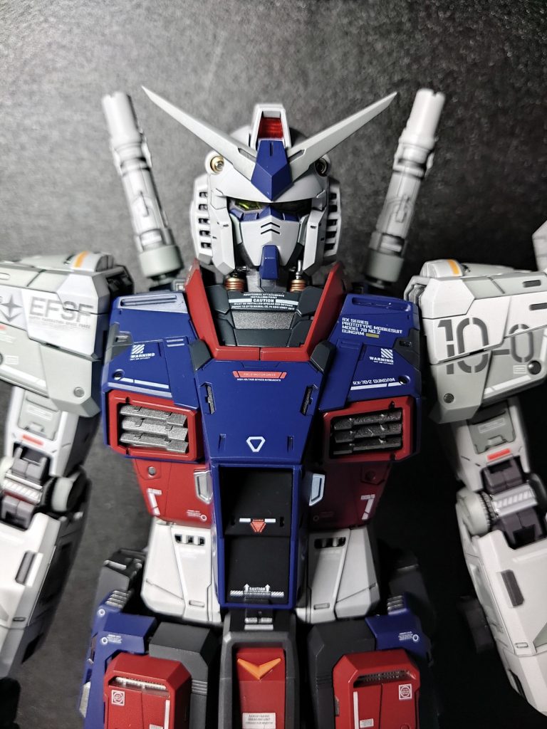極めつけはテトロンシール!!高級ガンプラは水転写デカールにして欲しかった⤵⤵