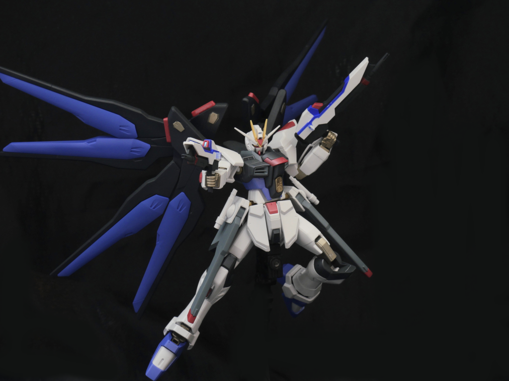 HGCEストライクフリーダムガンダム–3枚目/制作者：インドアデブ