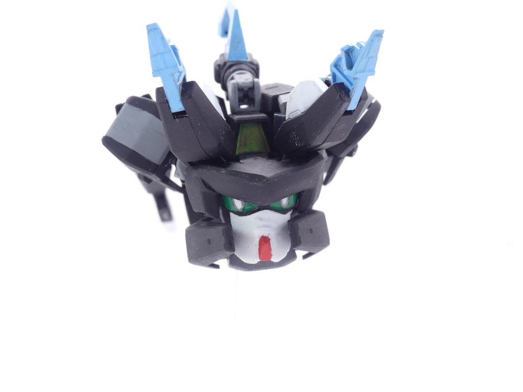 正面から見た図。角の位置などは変わることがあります。