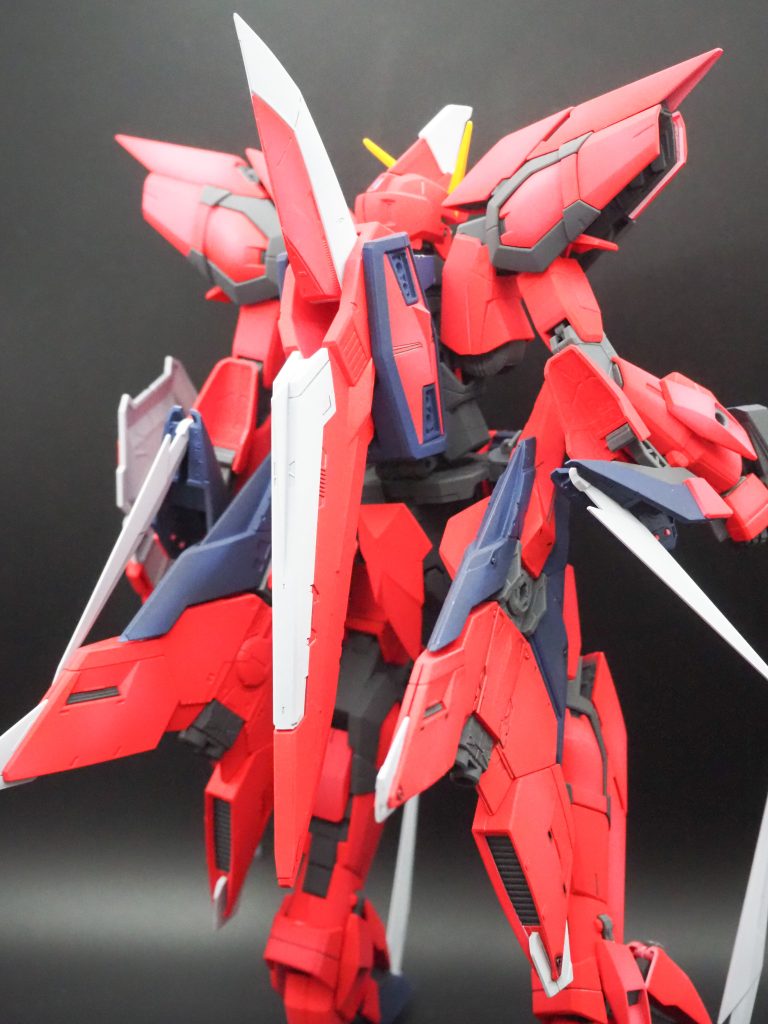 MG イージスガンダム–3枚目/制作者：出町やなぎ