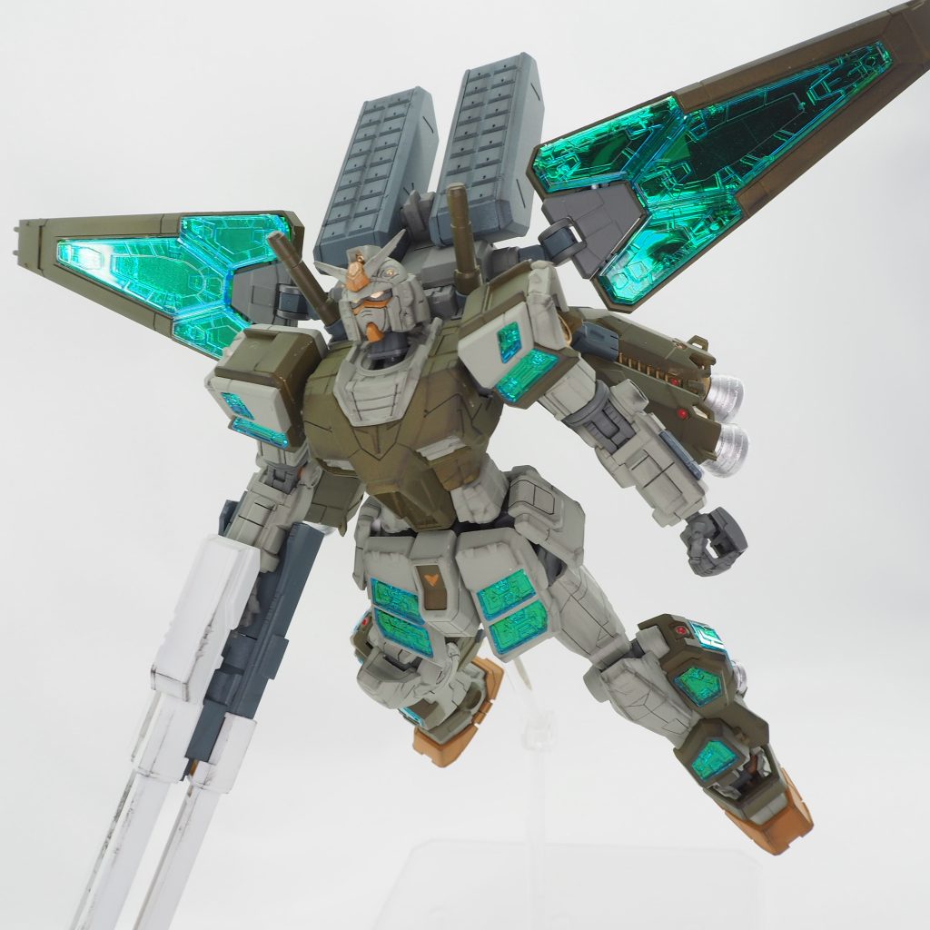RX-78F00/P ガンダ厶（サイコ・フェザー装備）