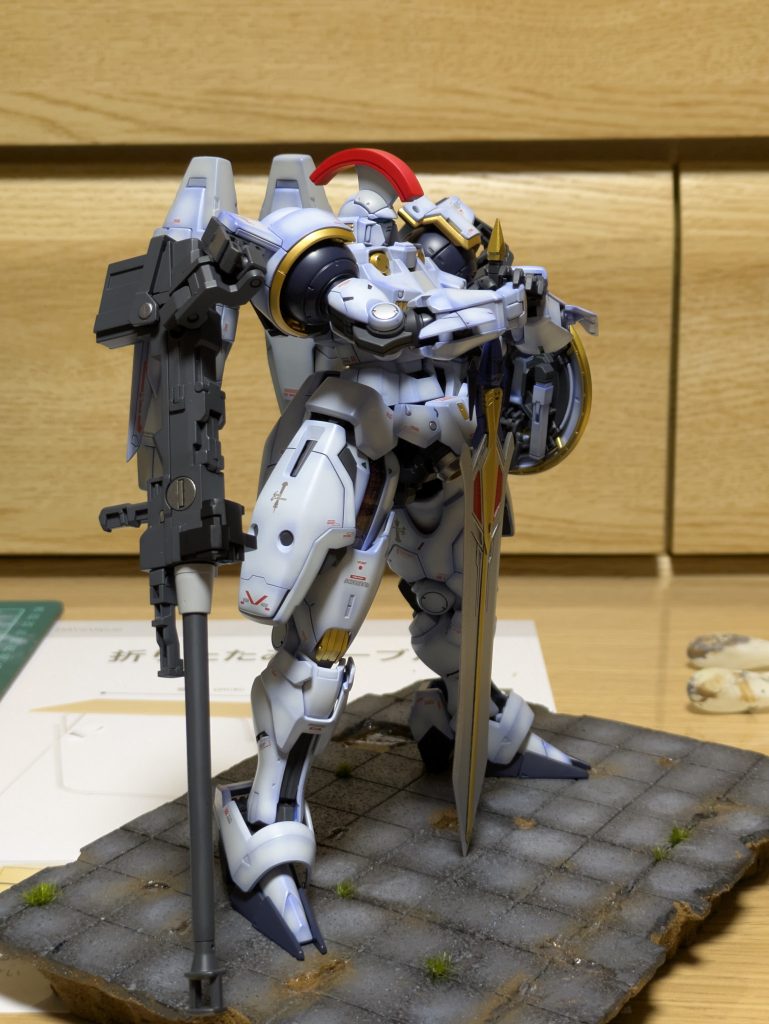 内部フレームと銃はメカサフです。