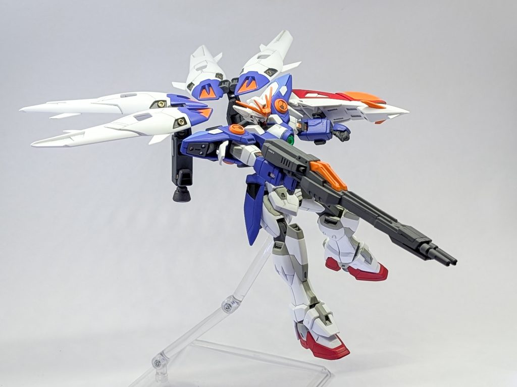 昔から苦手だったオリジナルの配色はシンプルにしてみましたが凶悪そうなゼロらしさがなくなったような