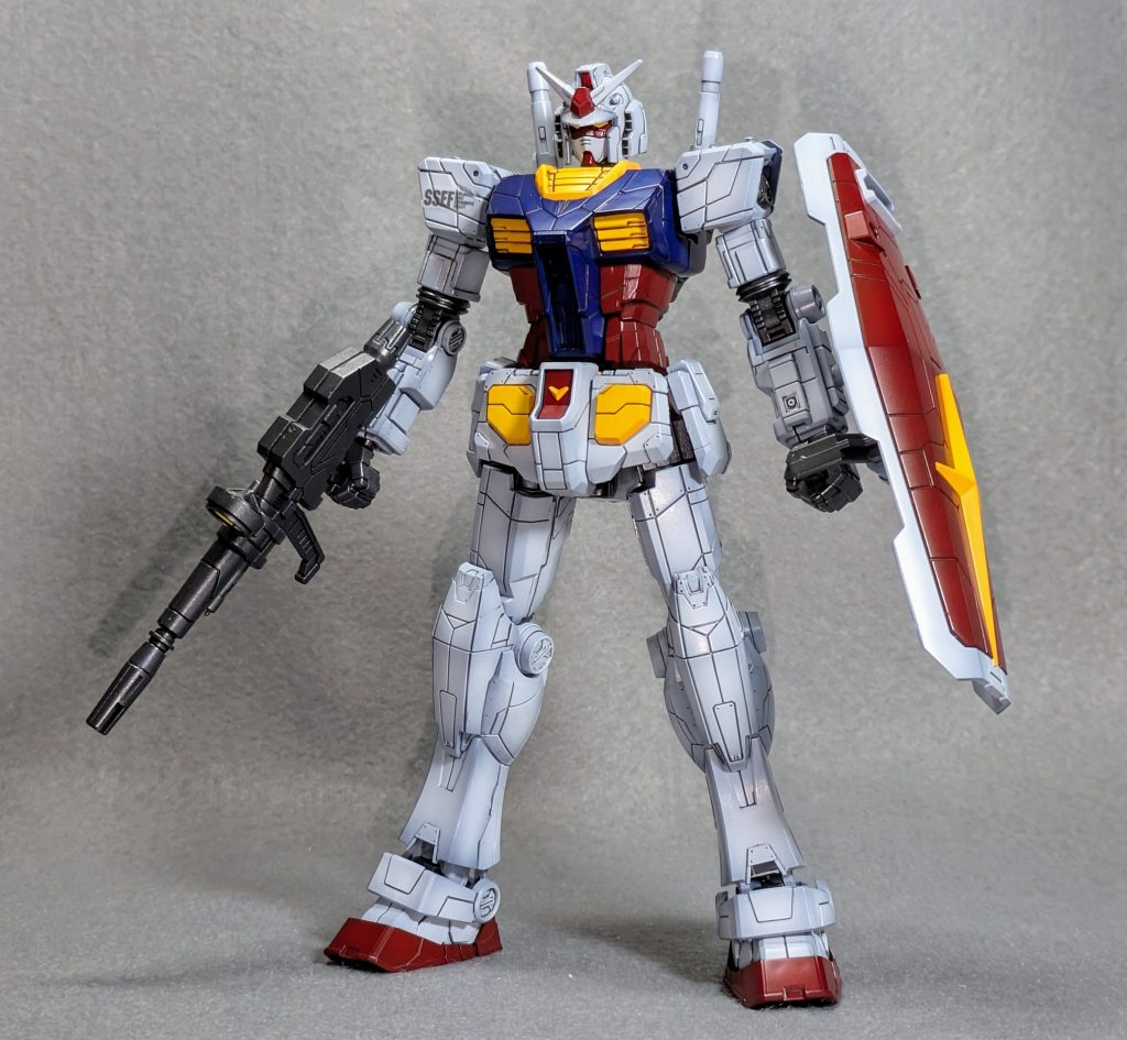 武器を持たせてこの姿がやはり落ち着きますよね