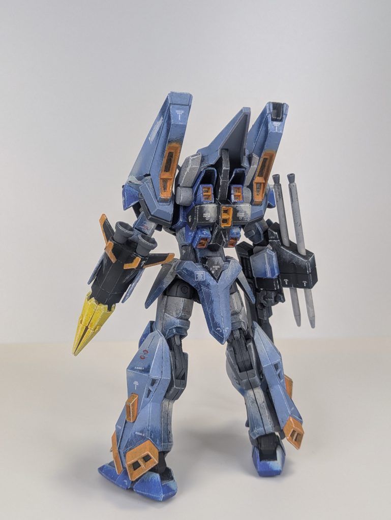 どっかに飛んで行ってしまいそうな出っ張った肩が堪らなく魅力的