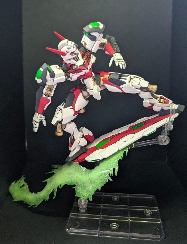 元の配色は好きだったけどシンプル過ぎてね。もう塗っちゃえ的な。エウレカセブンのニルヴァーシュ風