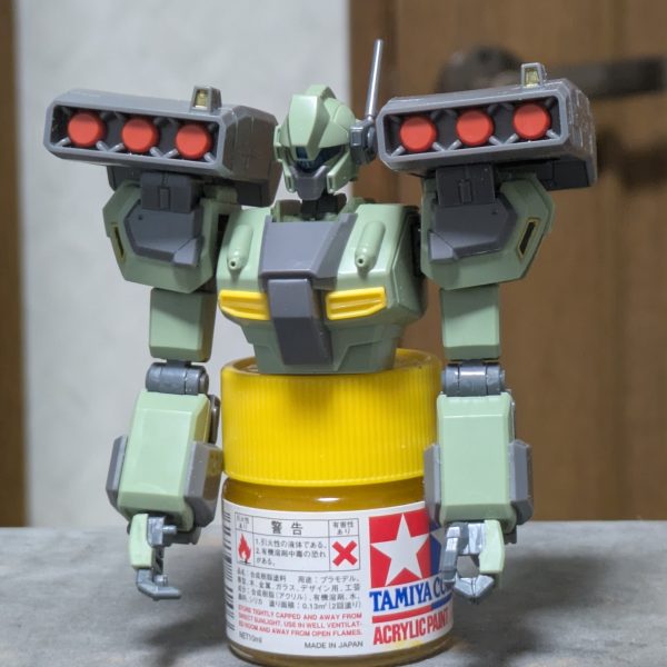 HGUC スタークジェガン製作中!!スタークジェガン肩のミサイルと増加装甲がとても良い!因みに今はひたすら積もりに積もったガンプラを崩しているけど、コレを終えたらガンプラは一休み。タミヤのパッケージが私を呼んでいるのでシャーマン作りに戻ります!!