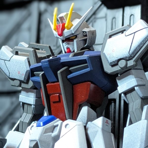 EG ストライクガンダム