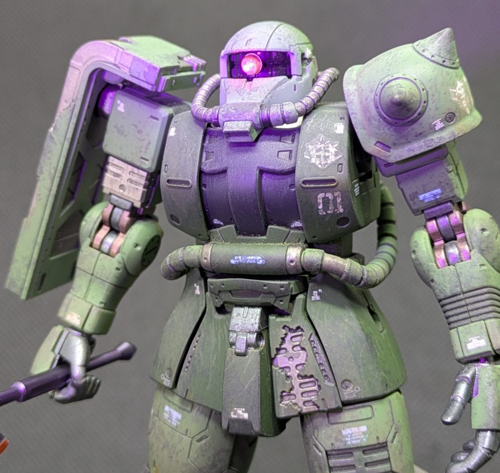 バストショット✨️ モノアイ発光は 得意の蛍光マーカーです😏