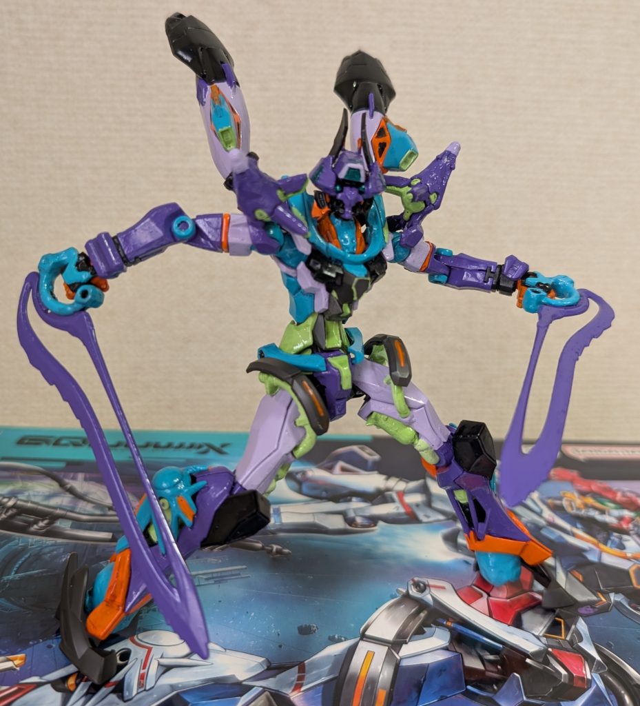 ビームサーベルも刃を紫色にしてます。