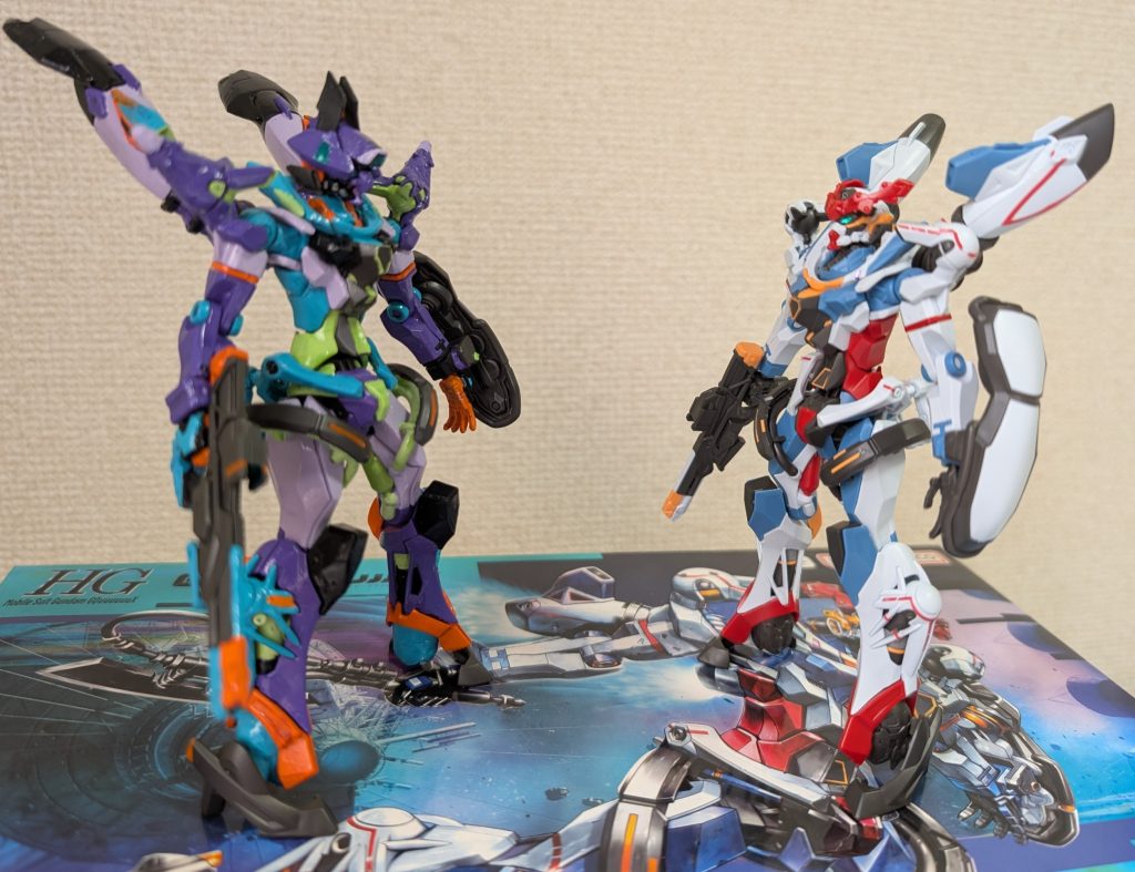 やはり、頭・肩・ブースター・カラーリングが変わると完全な別物ですね。