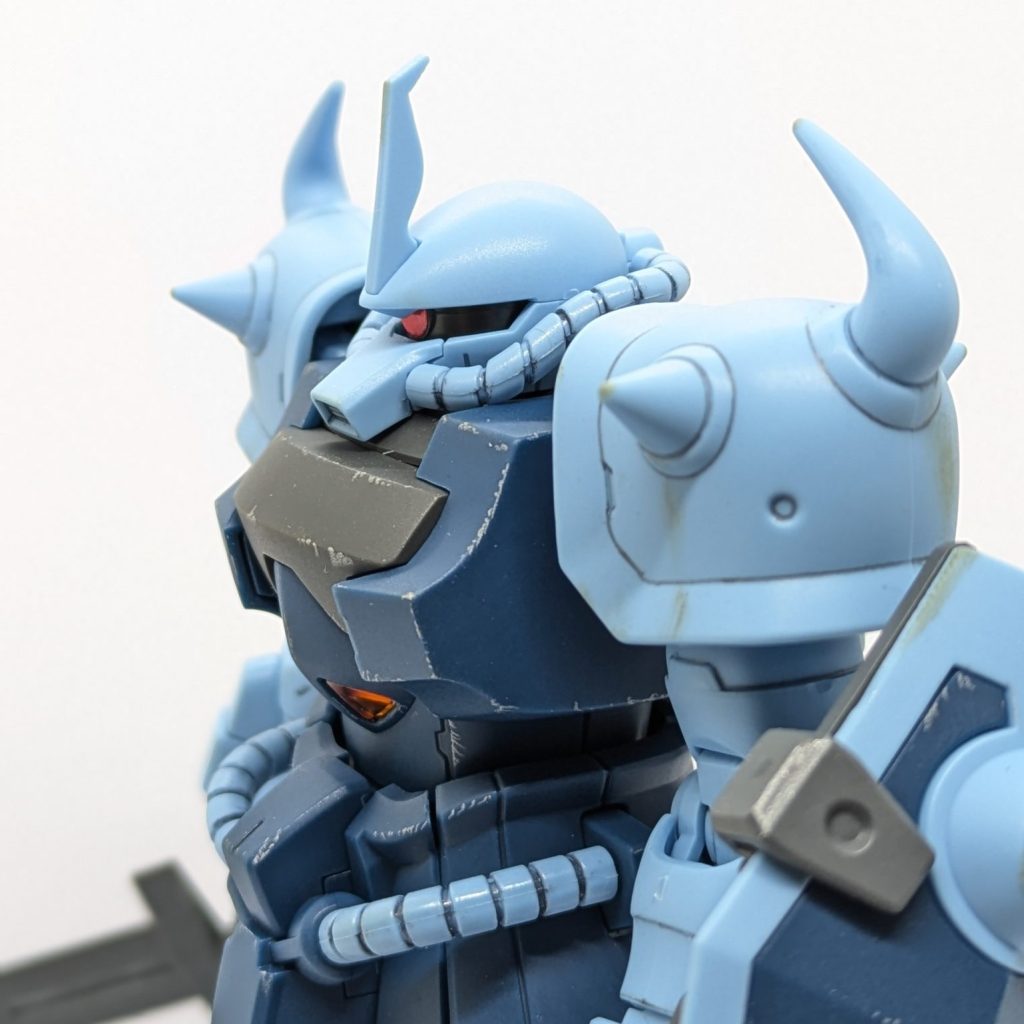 【オリジナルデザイングフカス完成品】 レッドショルダー、追加部品、部分塗装 オリジナルデザイングフカス完成品】 レッドショルダー、追加