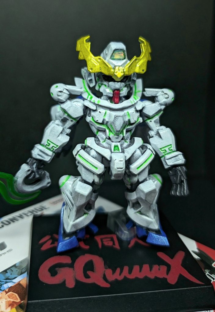 スポンジ塗装ゆえに細部までは塗り込みづらく…副産物で自然な影が生まれ、かえって良い味になっているような気がします 