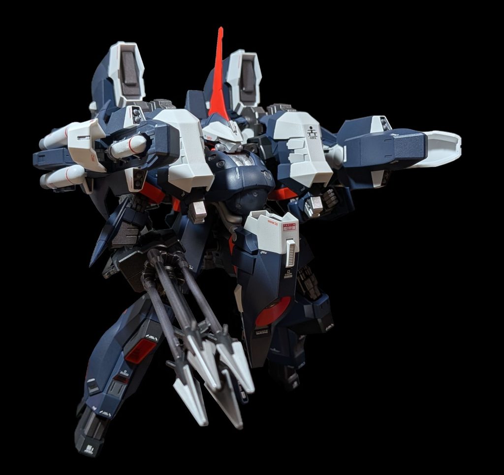 シールドブースター内のミサイルを塗るのに一苦労別パーツ化して欲しかったなぁ