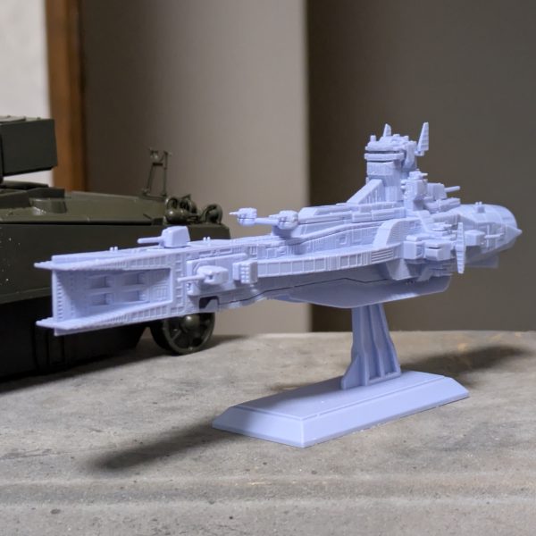 1/1700 サラミス級巡洋艦組立完了!シャーマンファイアフライの乾燥を待っている間にパパっと組み立て。勿論塗装予定。