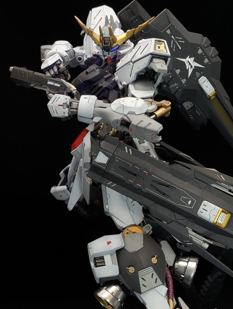 MG ガンダムヴィダール　（νガンダム風）