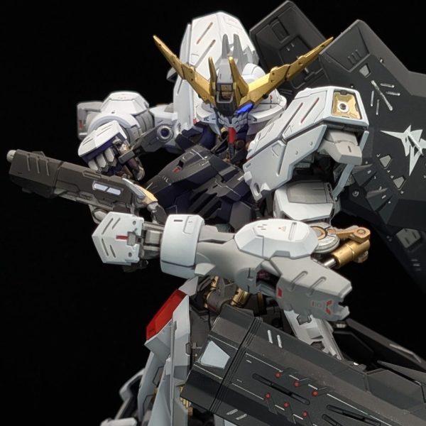 MG ガンダムヴィダール　（νガンダム風）