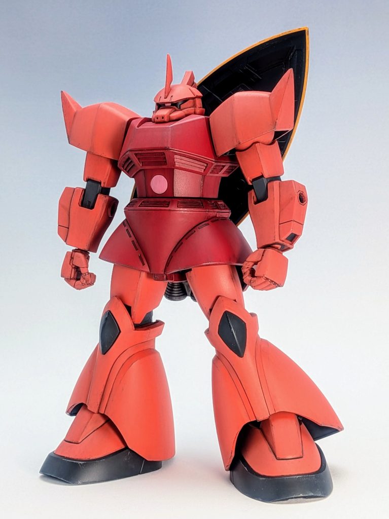 胴を延長、肩関節をいじって少し脇を締めました。あとはキットのまま