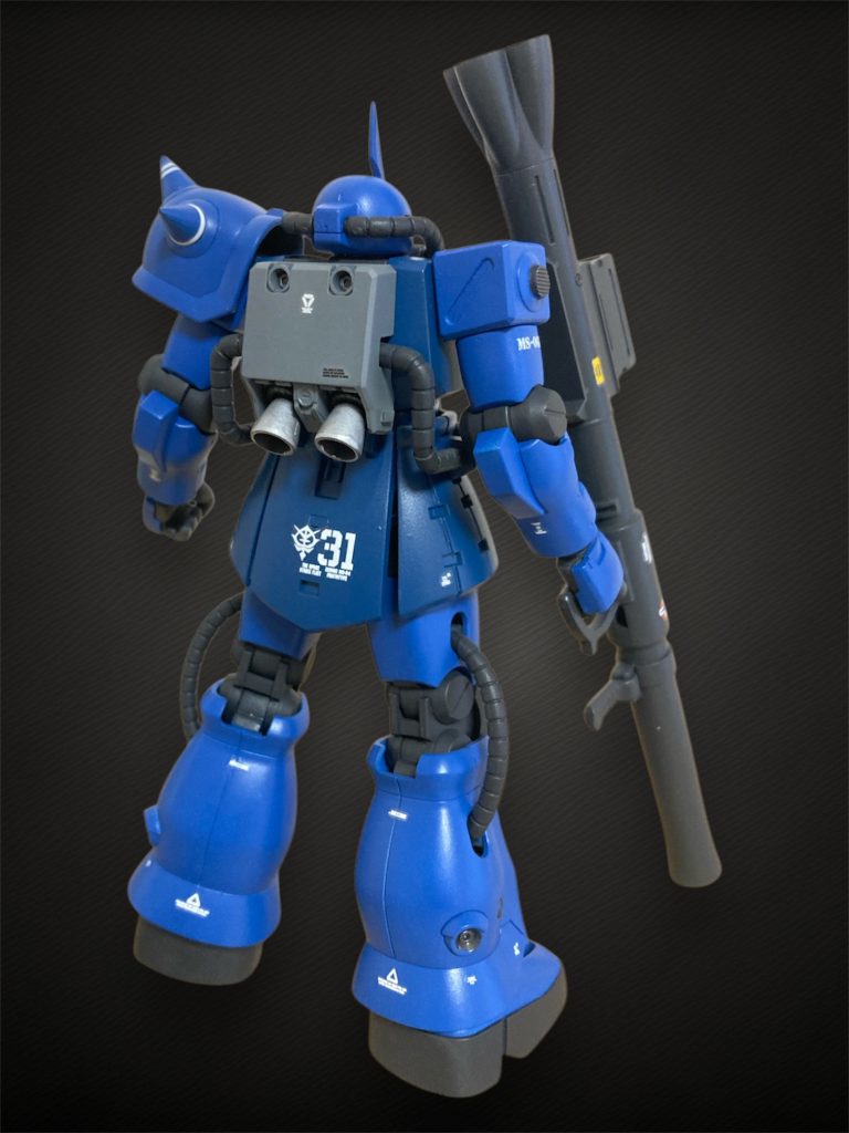 後ろ姿最近のお気に入りのショルダーシールド無し