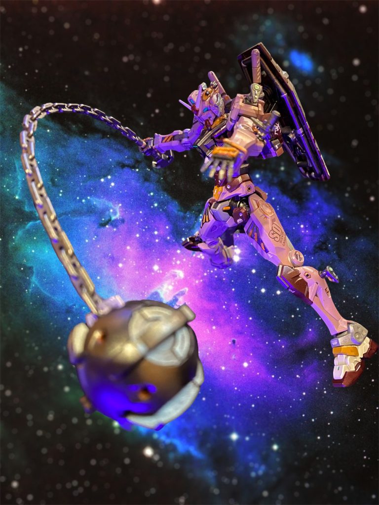 非合法のMS競技　クランバトルに突如、その姿を現した“赤いガンダム”。果たしてそれは本物か？シャア・アズナブル大佐の行方は？なぜ、今になって現れたのか？様々な憶測を抱きながら、大佐のかつてのM.A.V.“灰色の幽霊”ことシャリア・ブル中佐を乗せた強襲揚陸艦ソドンはサイド6に向かっていた───