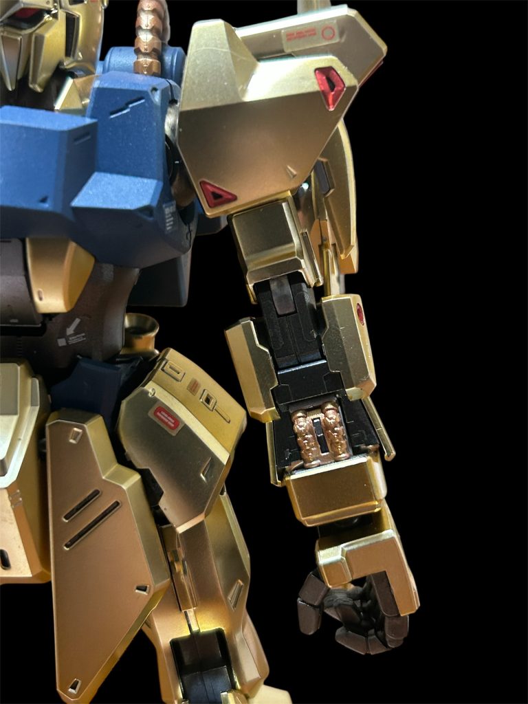 とにかくメッキが良いキットです。テカリすぎず暗すぎず、ほんといいです！