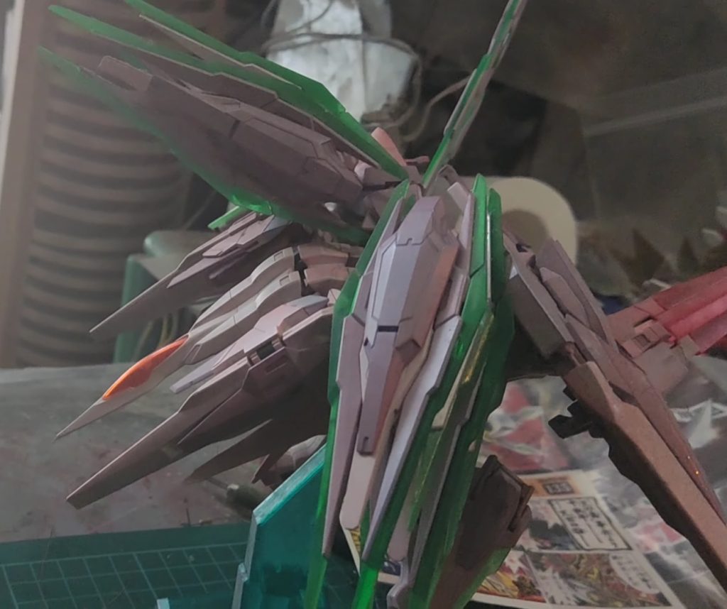 ガンダムダブルオーライザー＋ダブルオーセブンソード–4枚目/制作者：モデルワークショップ