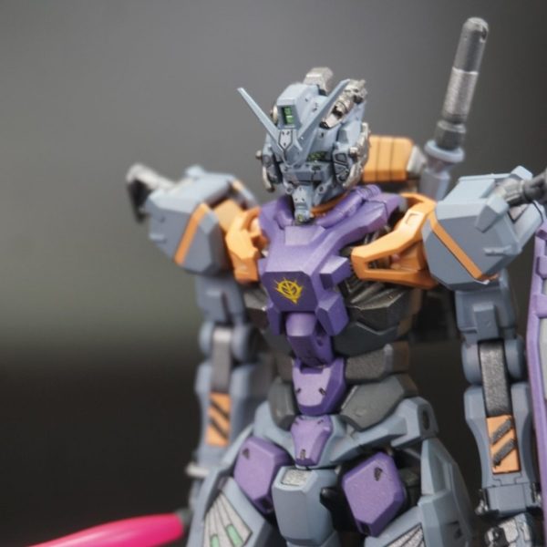 ガンダム（シャリア・ブル専用機）