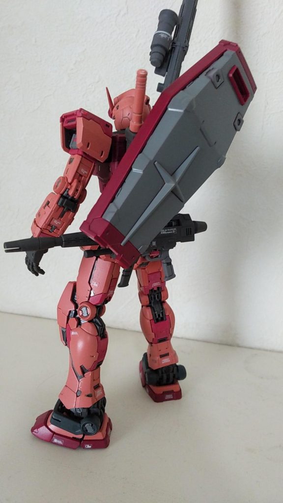 盾のジオンマークはこれから何とかしようと思います。