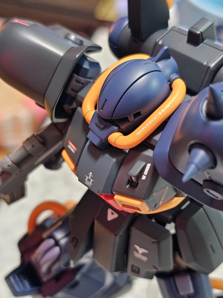 ちと寂しかったので、デカール足しました。