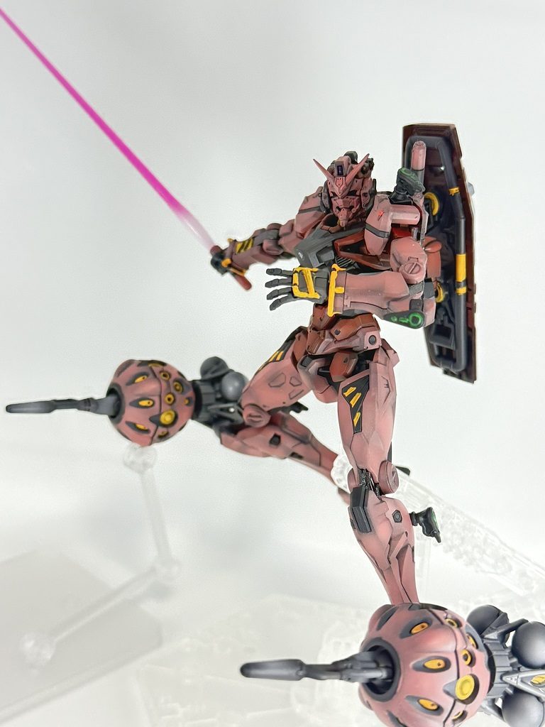 HG 赤いガンダム–8枚目/制作者：がくちん☆