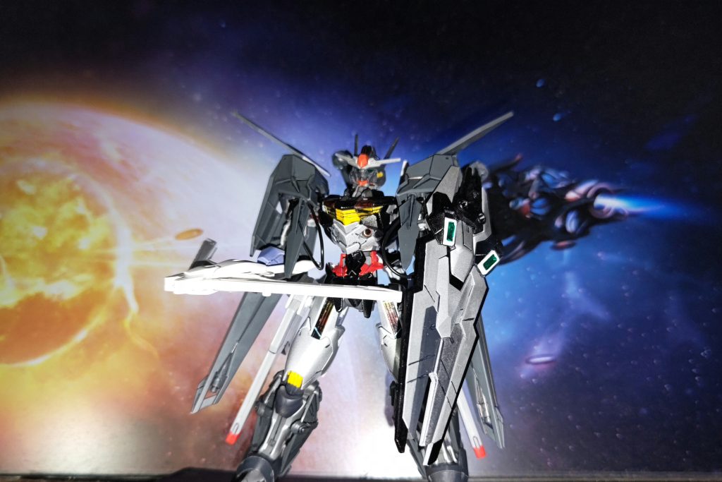 追加武装とシールドを構えて