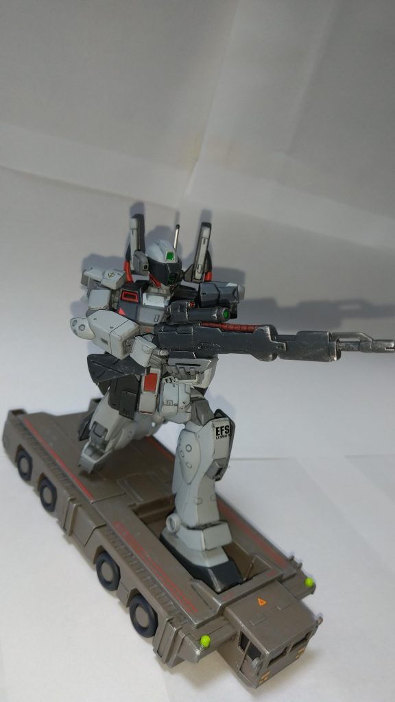 ジムクゥエル·トレーラ-の上から射撃。トレーラ-はスミイレとちょいデカ-ルしました。