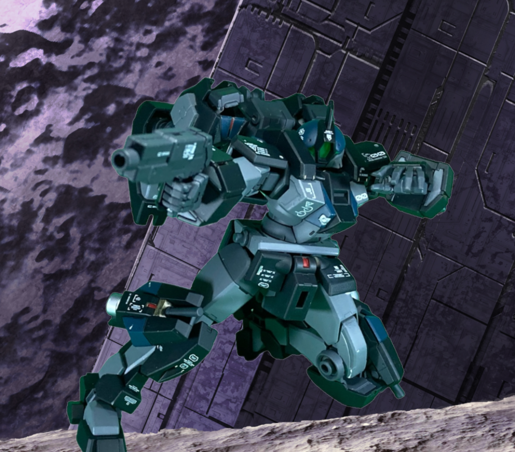 GG00:プロトファイターガンガンファイターになるはずだったデミバーディングのカスタム機、槍とハンドガンを装備した近〜中距離戦闘を想定したガンプラ合体時は上半身の半分と下半身全体、そして腕部も担当する合体の核となる機体 元々は足首の3ミリ接続や各所の太く強い軸に期待してガンガンオーのメイン機になるはずだったが合体を想定した時に接続軸の形状の都合が良かったガンキャノンが正式採用されたためこちらは封印されていた